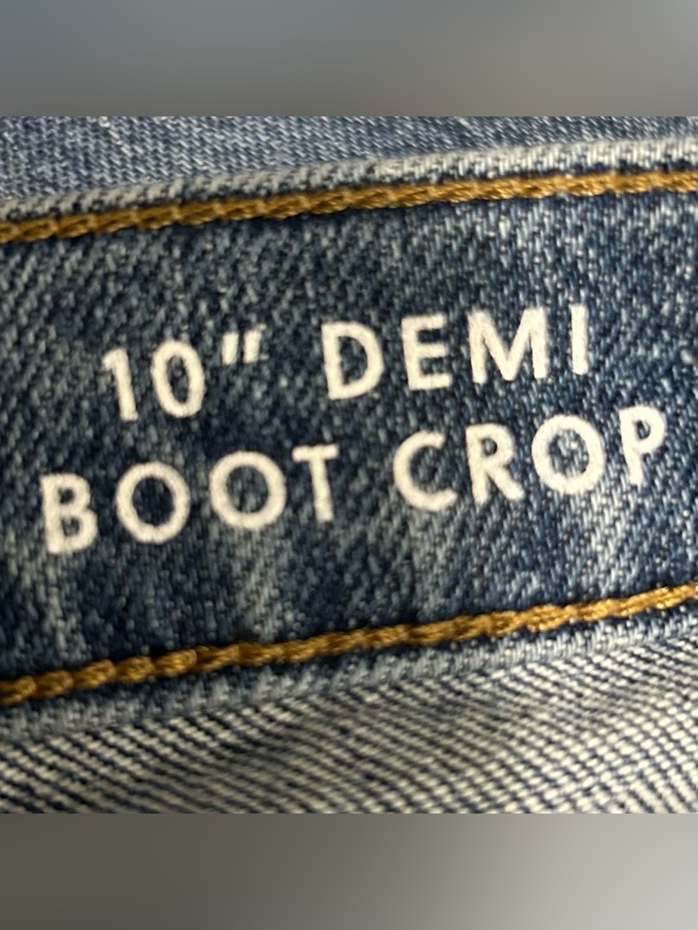 J. Crew 10” Demi Boot Crop Jean Women’s Size 28 Mid Rise Slightly Stretchy Denim - Picture 8 of 9